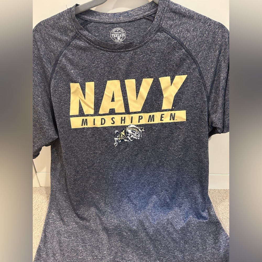 Navy tee